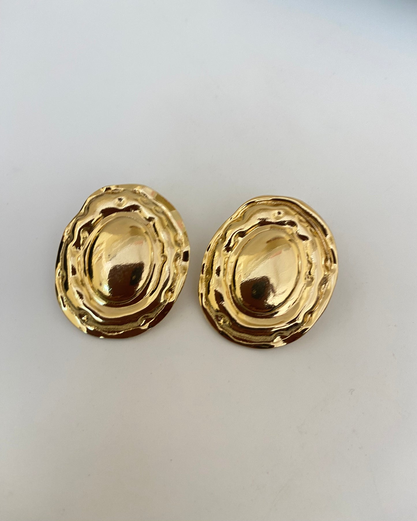 Oval Chunky Earring