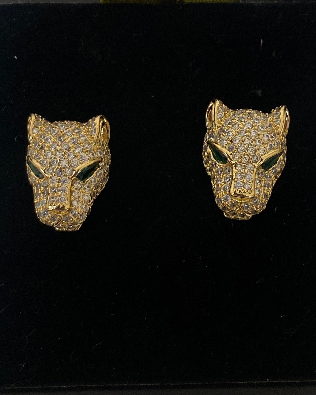 Jaguar Earring