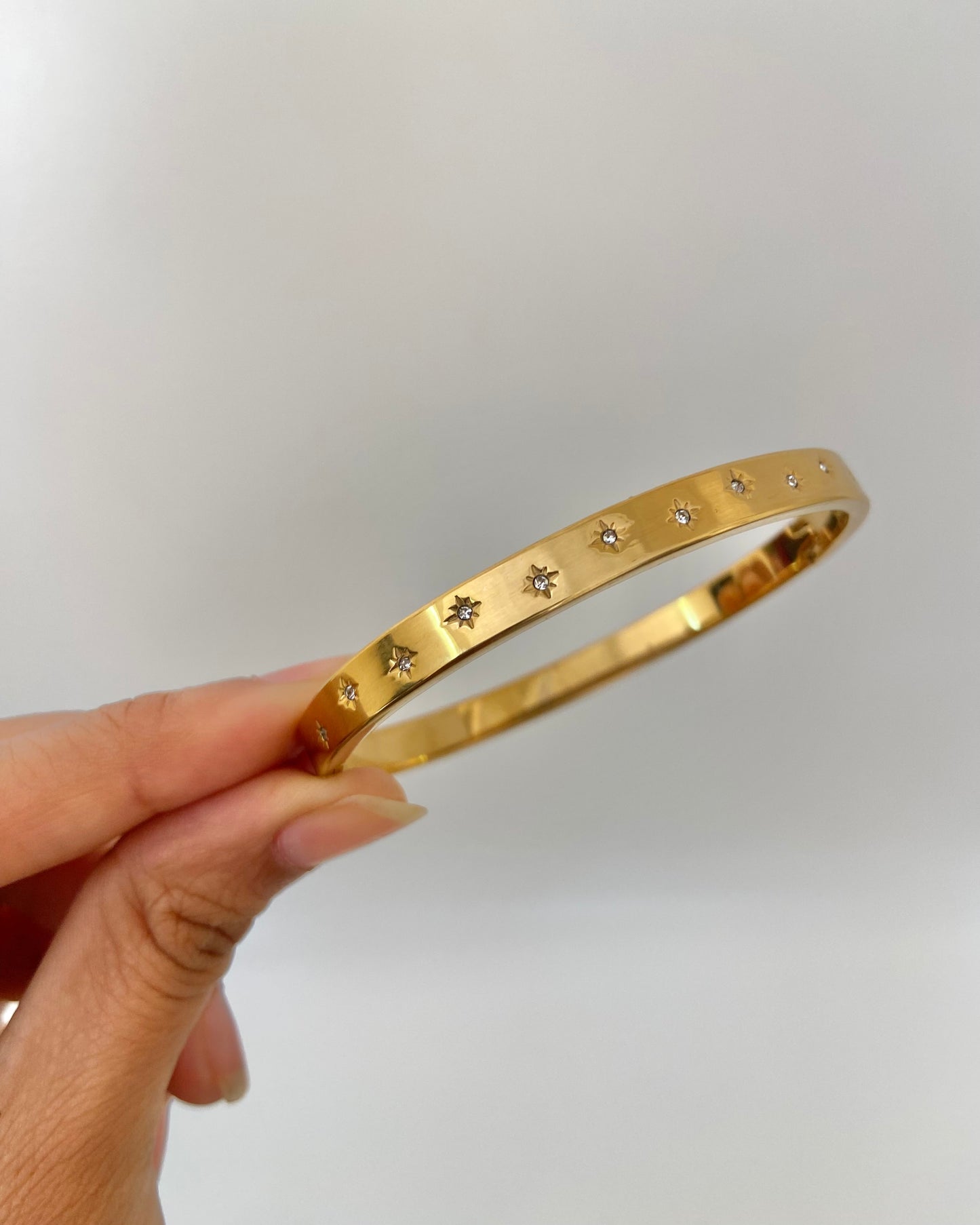Sparkling Bangle Bracelet