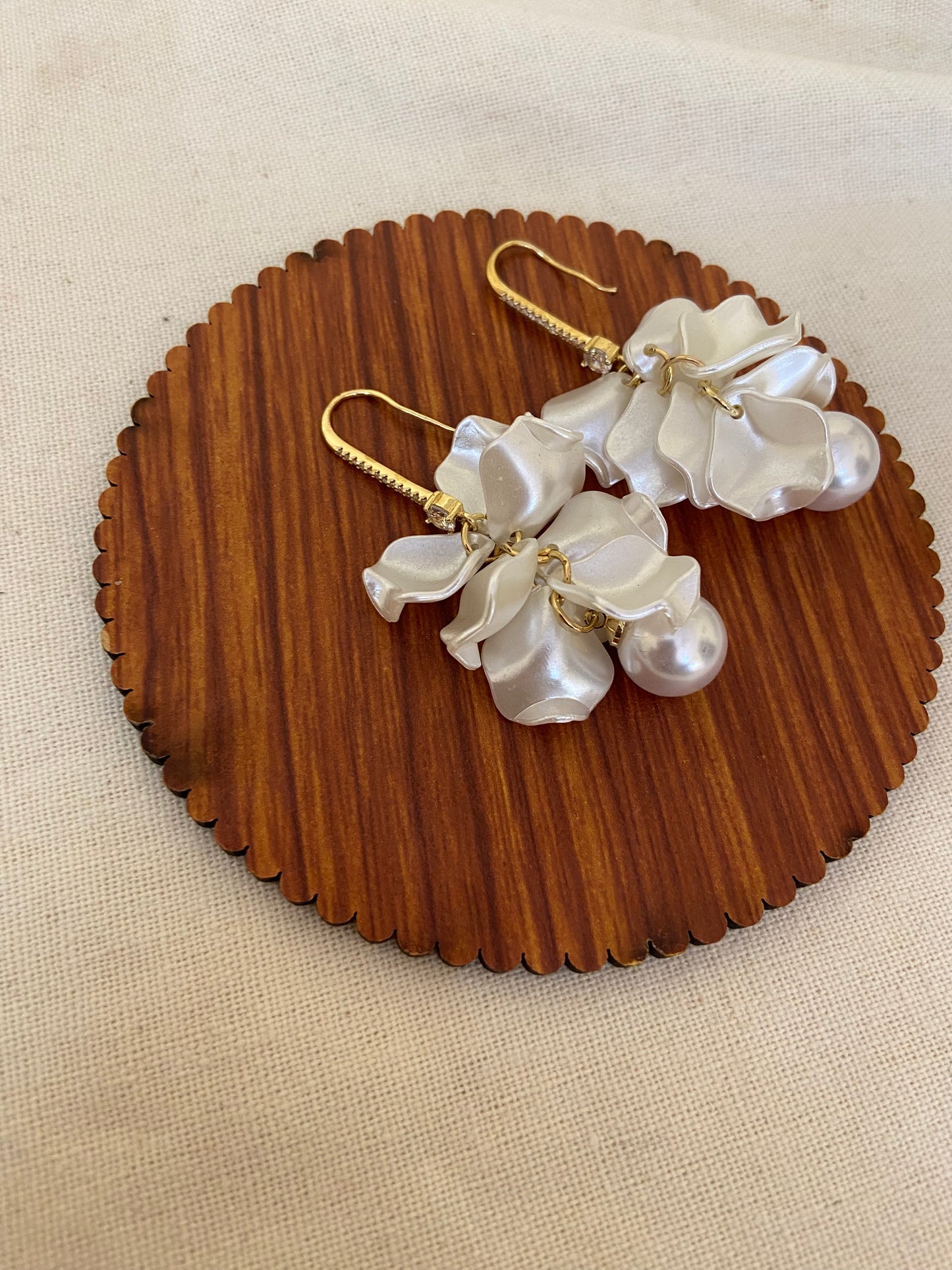 Pearl Drop Down with Flower Pedals Earring