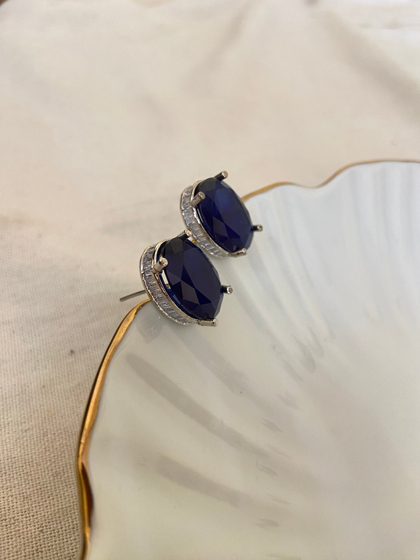 Sapphire Oval Studded Earring