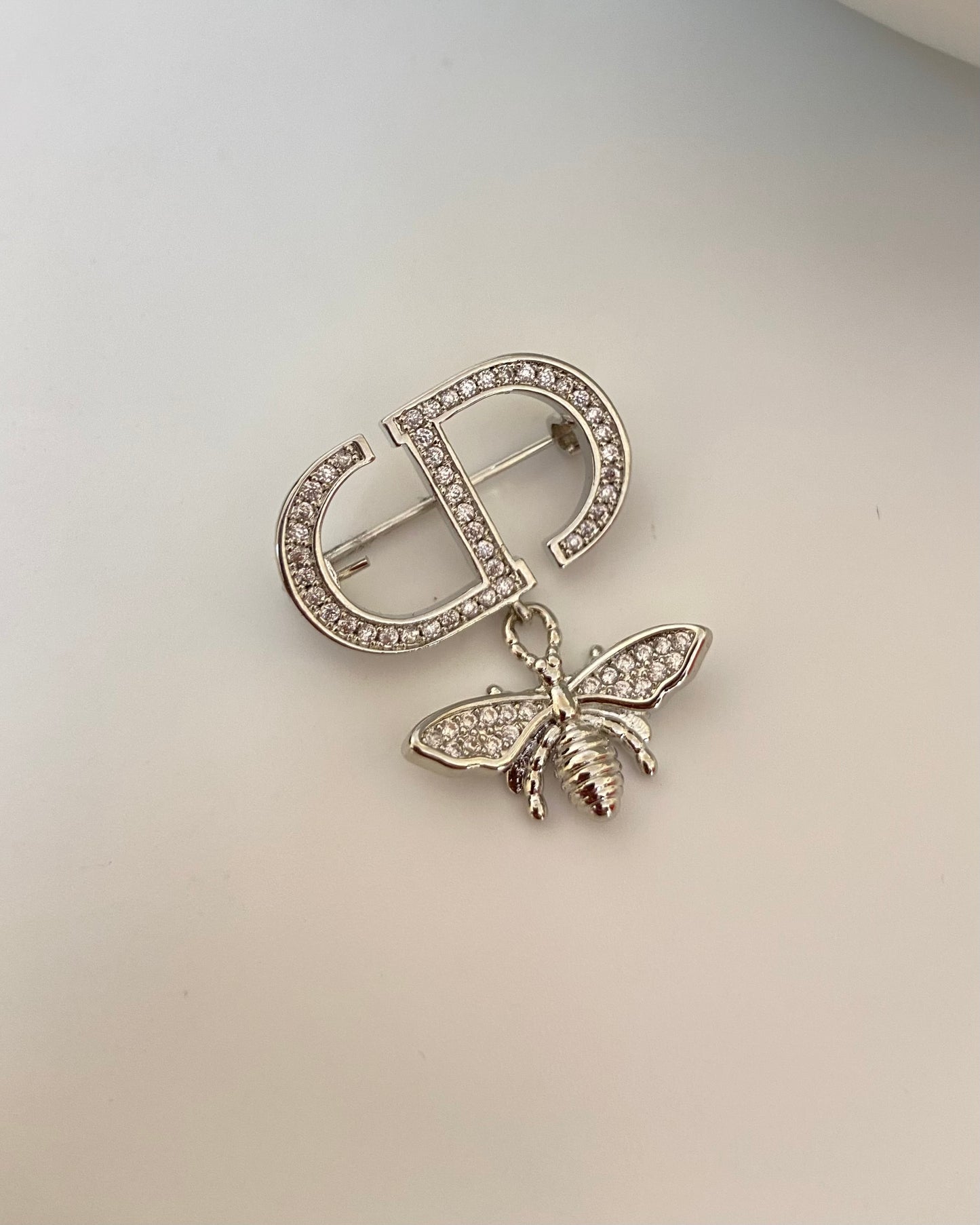 CD bee Brooch