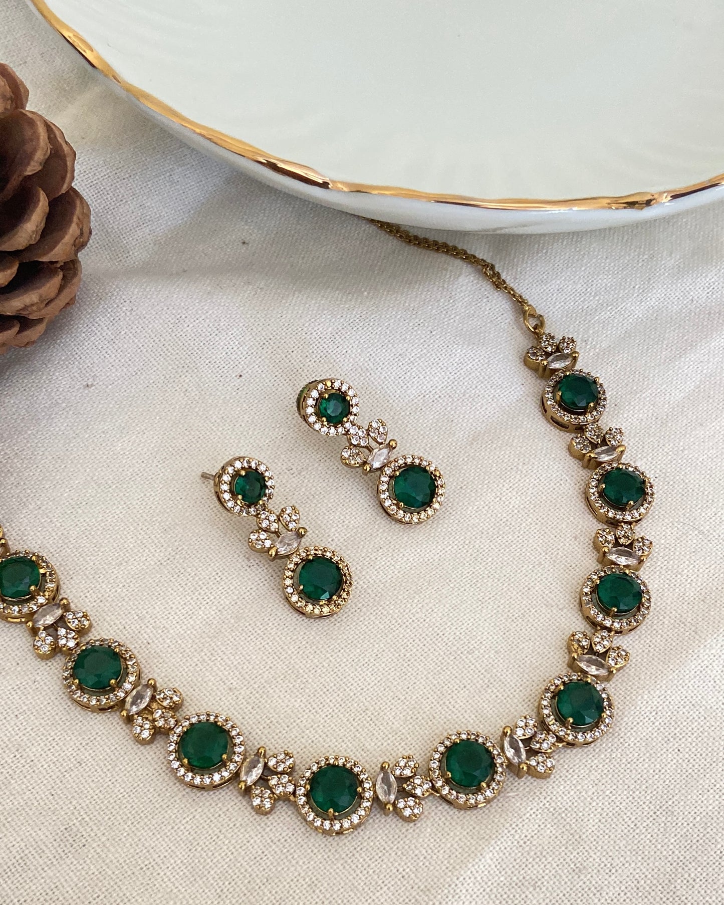 Emerald Victorian set