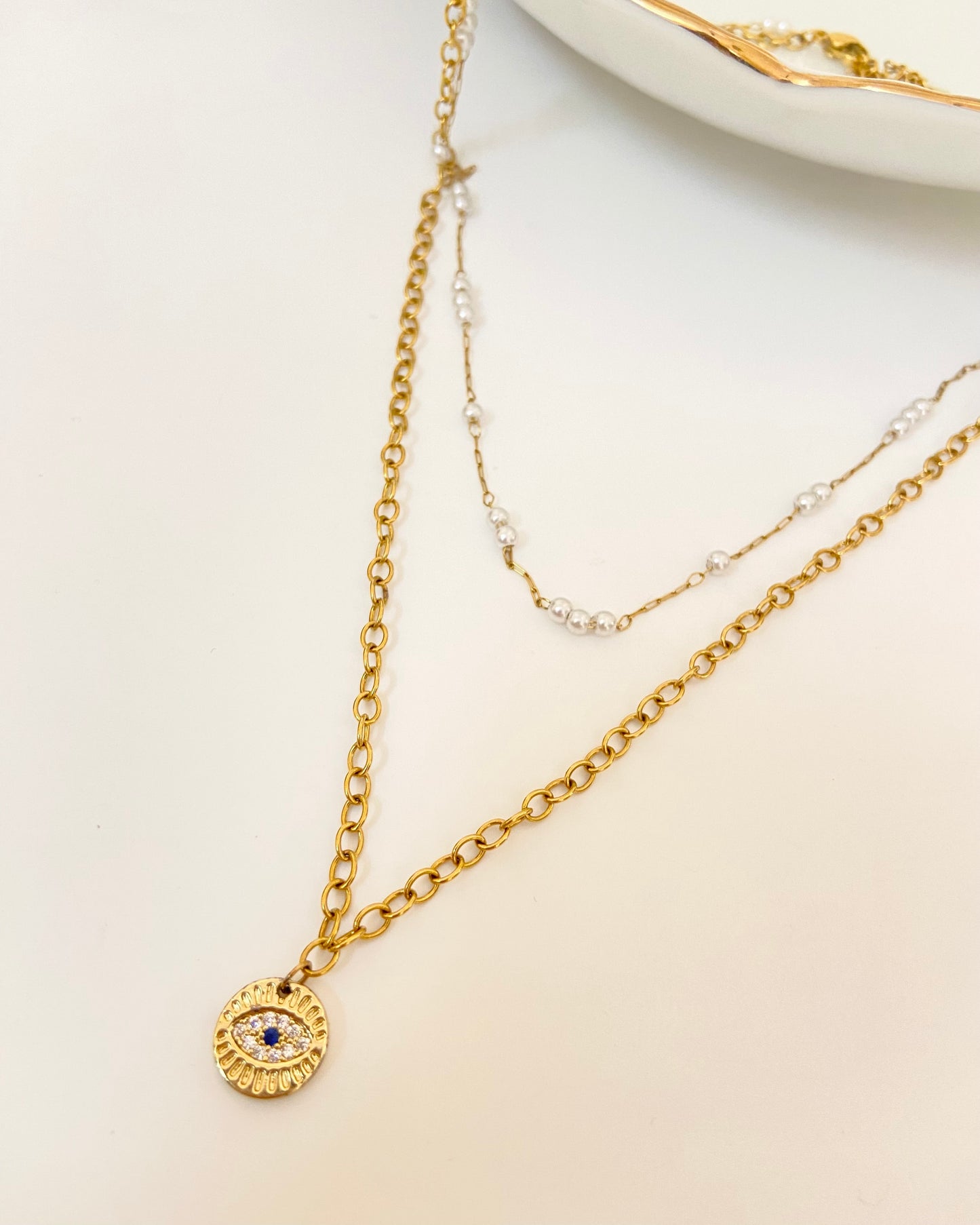 Double Layered Pearl Eye Necklace