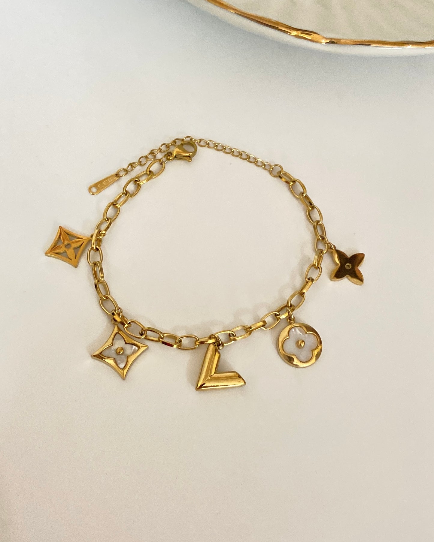 White Petal Elvy Bracelet