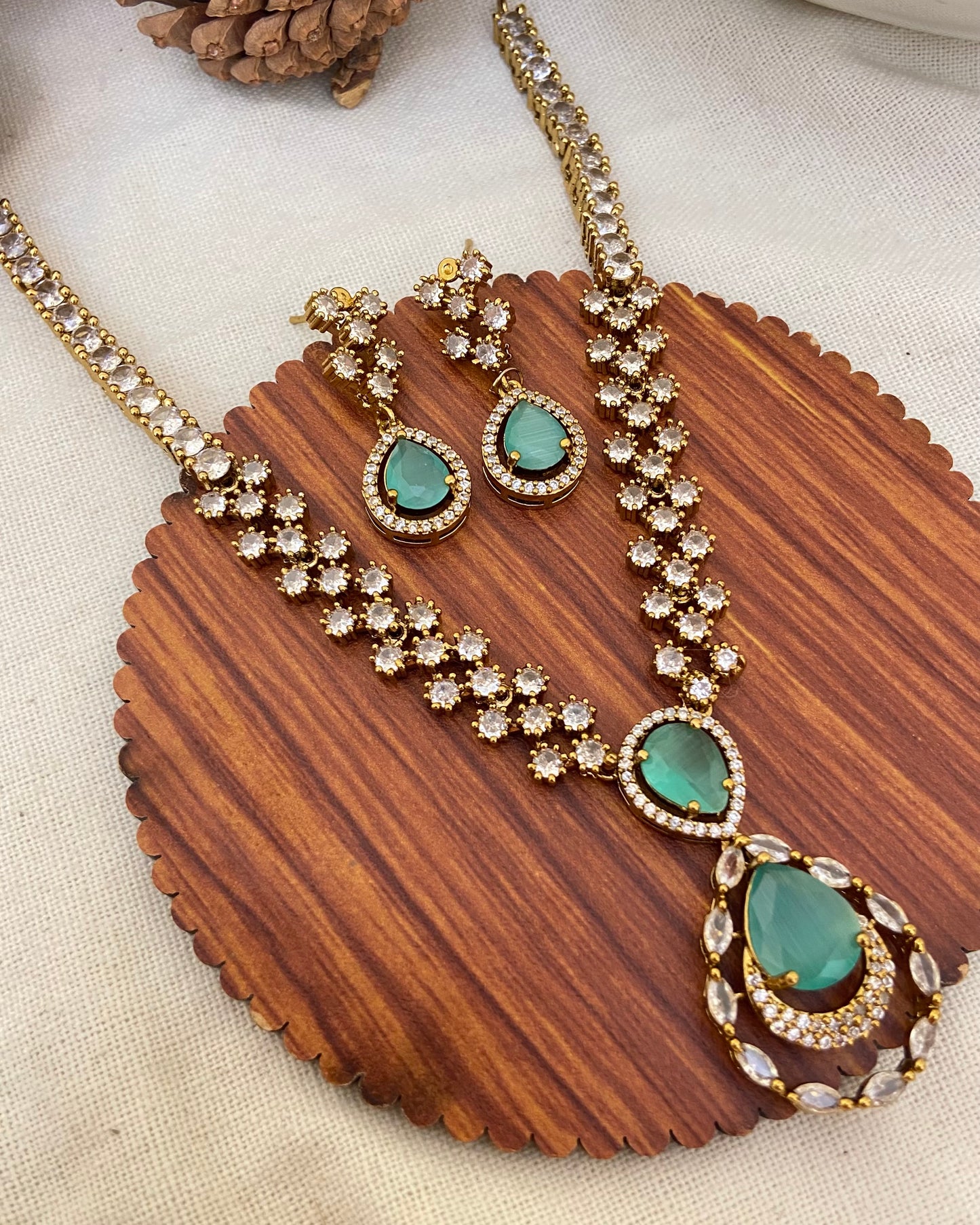 Sea Green Freena Victorian set