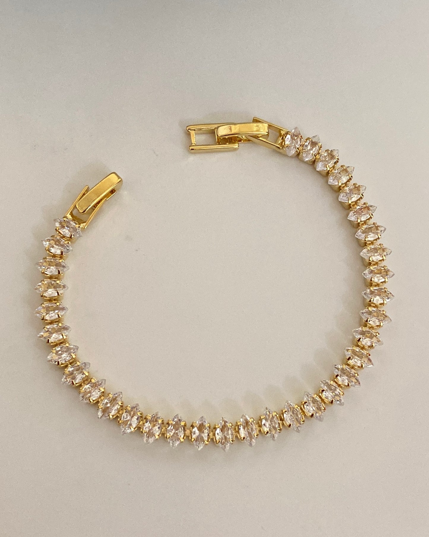 Quinal Gold Tennis Bracelet