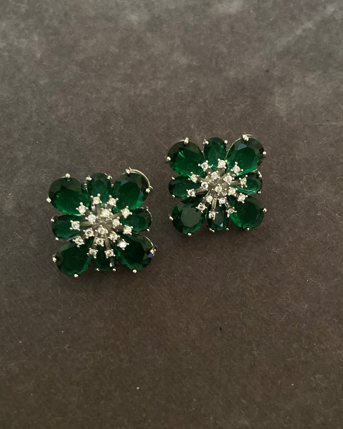 Emerald Massonite Stud Earring