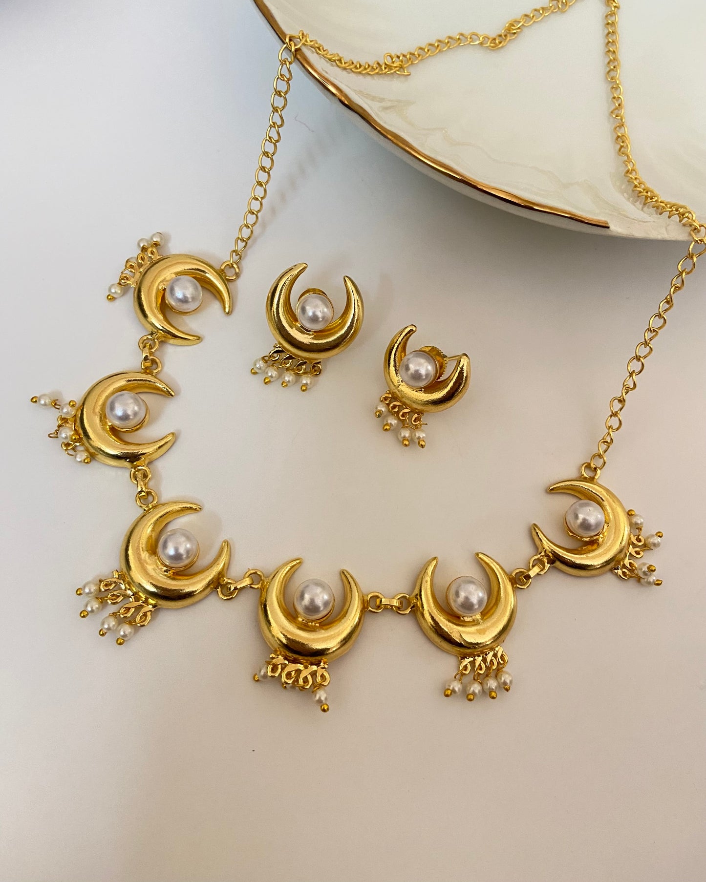 Moon Pearl Set