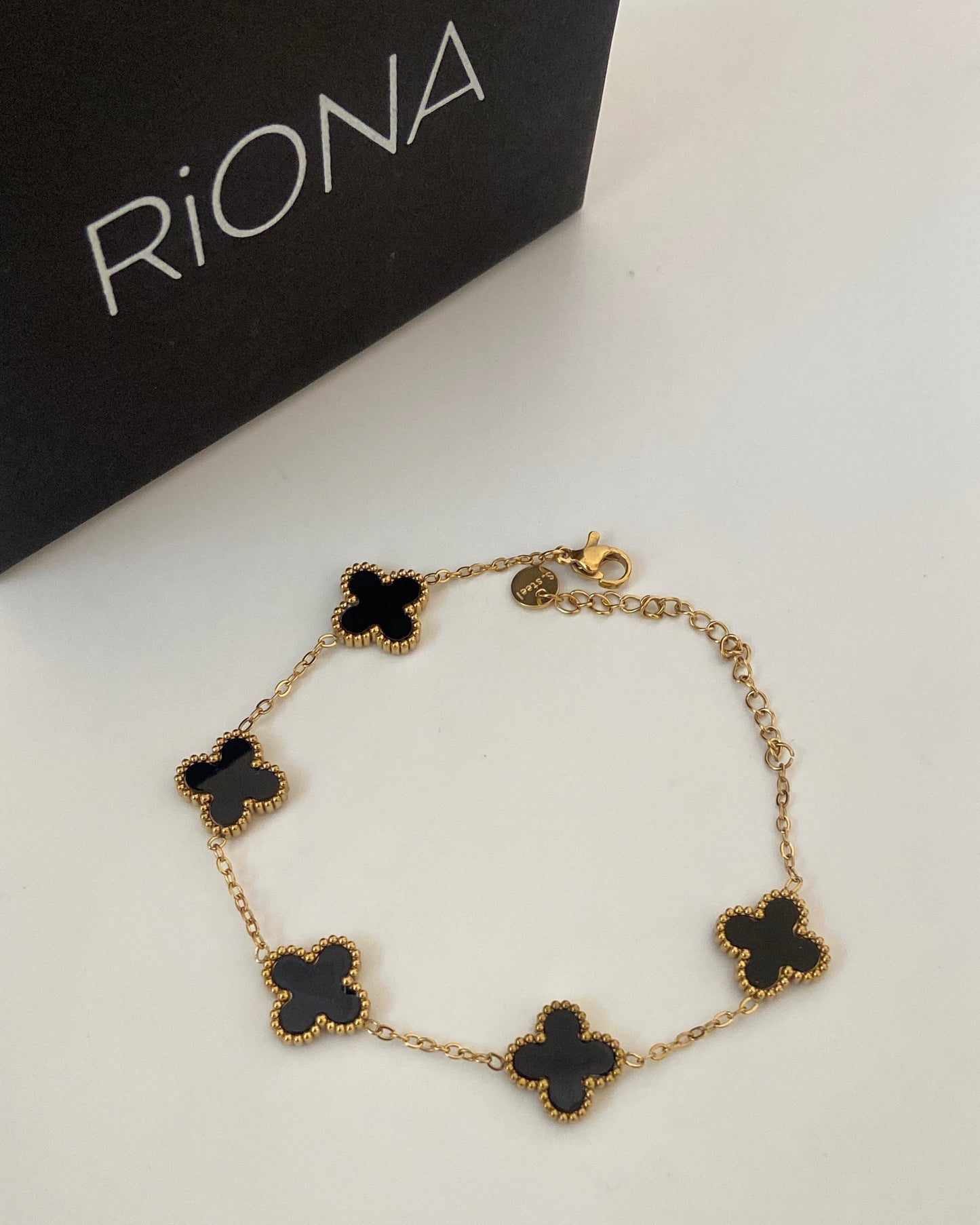 18k Gold Black Clover Bracelet