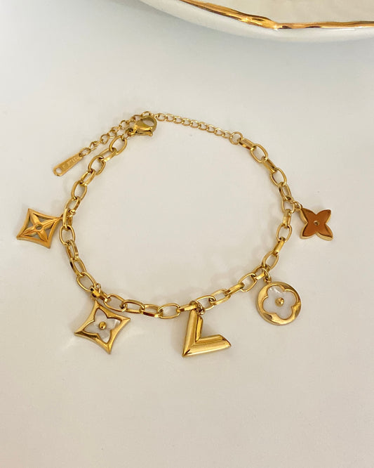 White Petal Elvy Bracelet