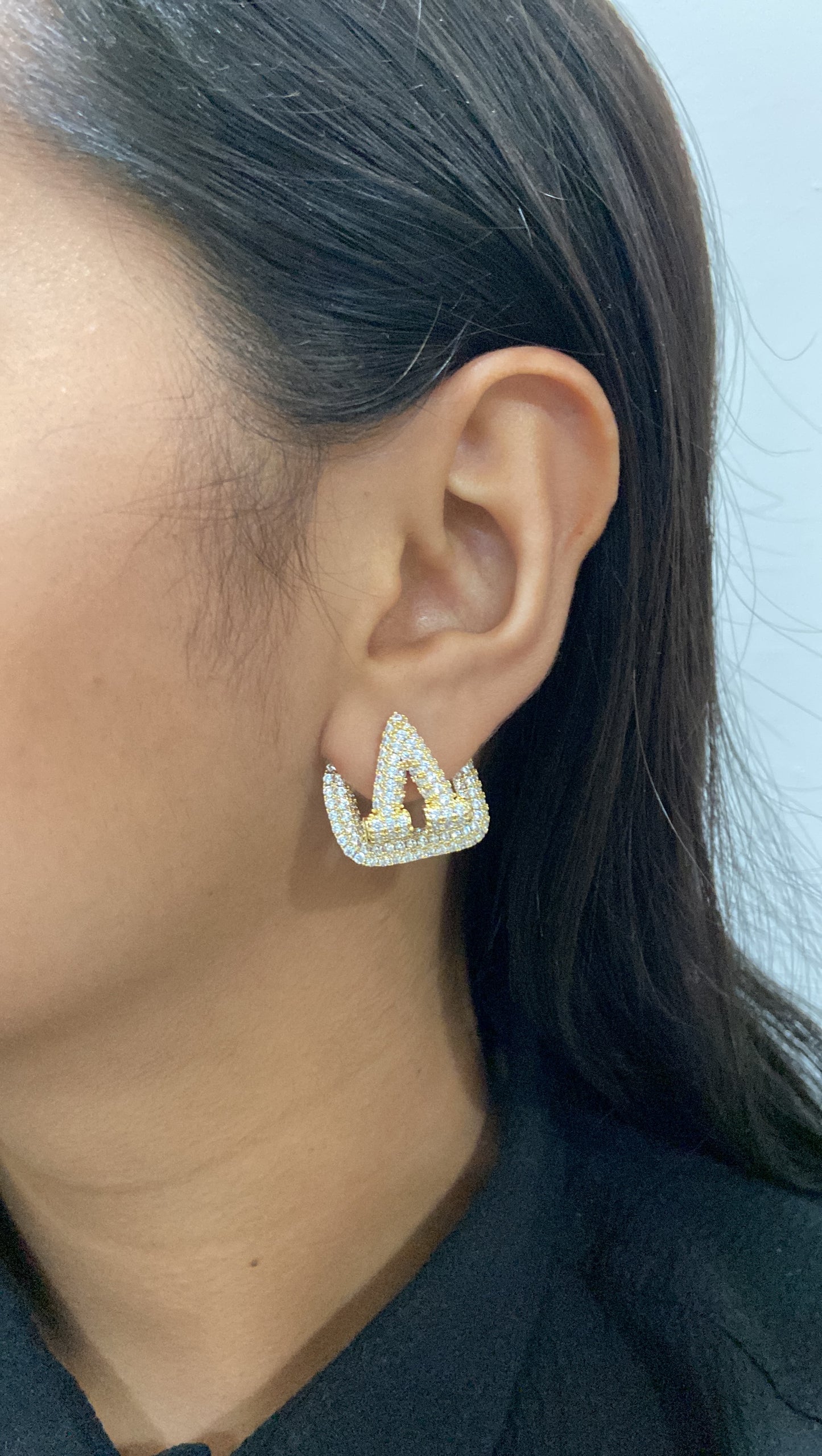 V luxe Earring ( 2 in 1 )