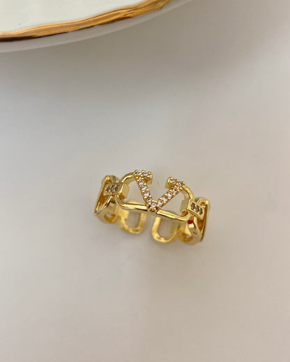 V tino Ring