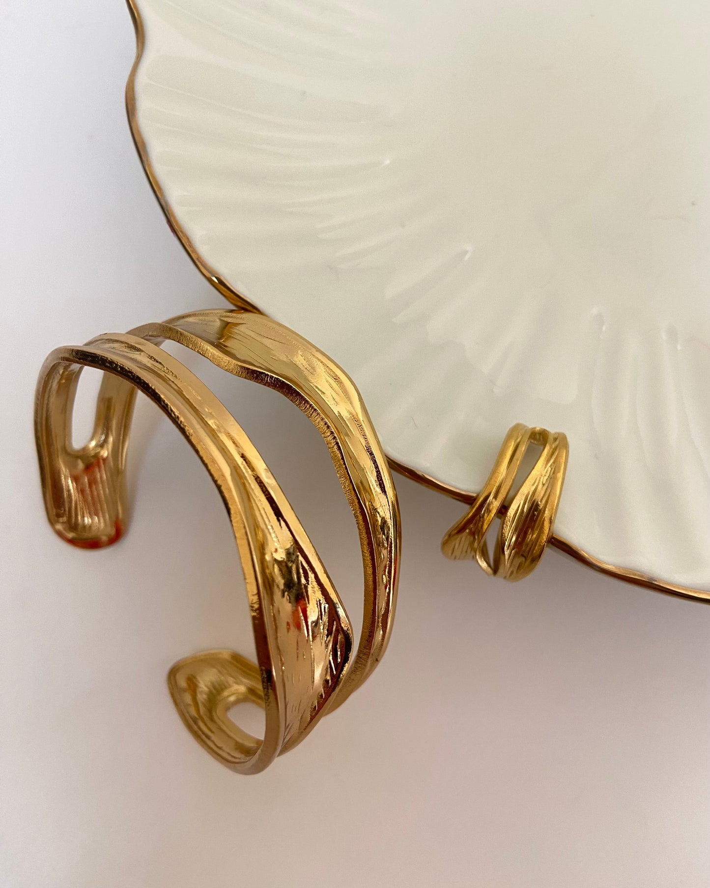 Golden Wavy Cuff Bracelet + Ring Combo