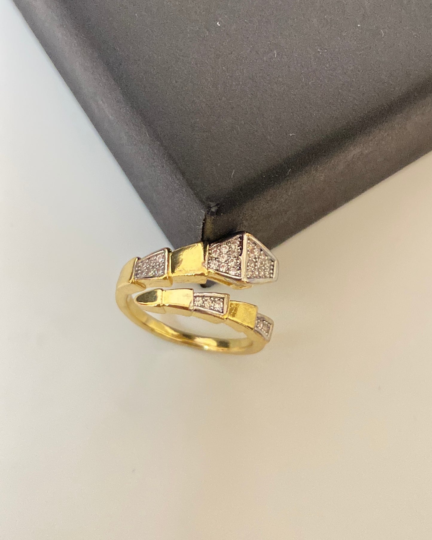 18K Yellow Gold Plated viper snake Pattern Ring