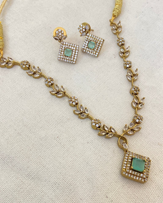 Mint Green Necklace Set