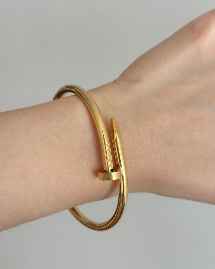 Nail Bracelet Without Stud