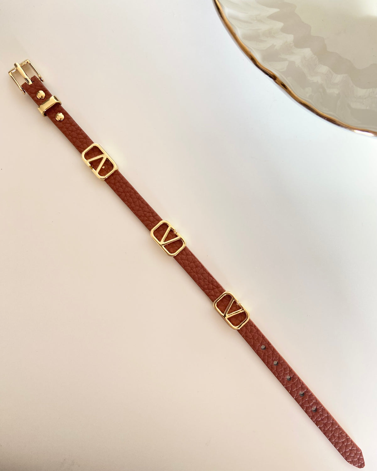 Classic V Belt Bracelets (Unisex)