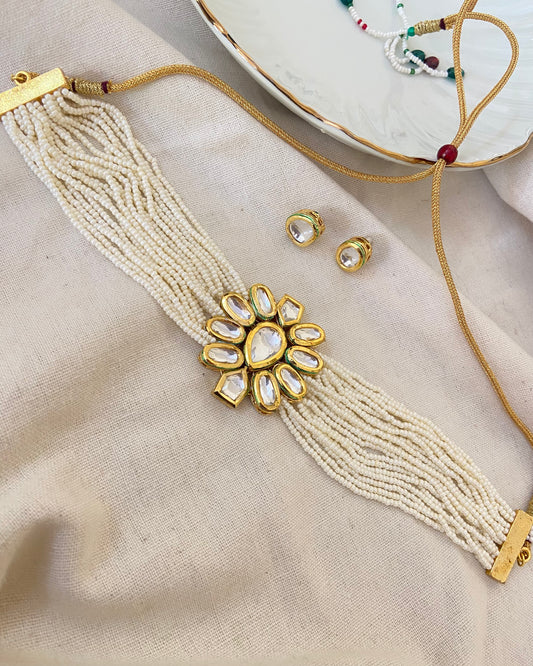 Pearl Kundan Menakari Choker