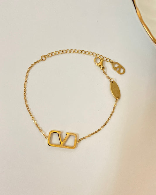 Classic V tino Bracelet