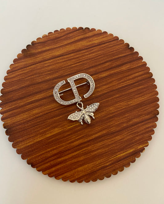 CD bee Brooch