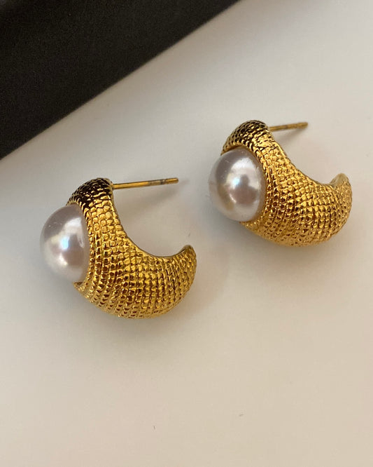 Vintage pearl Earring