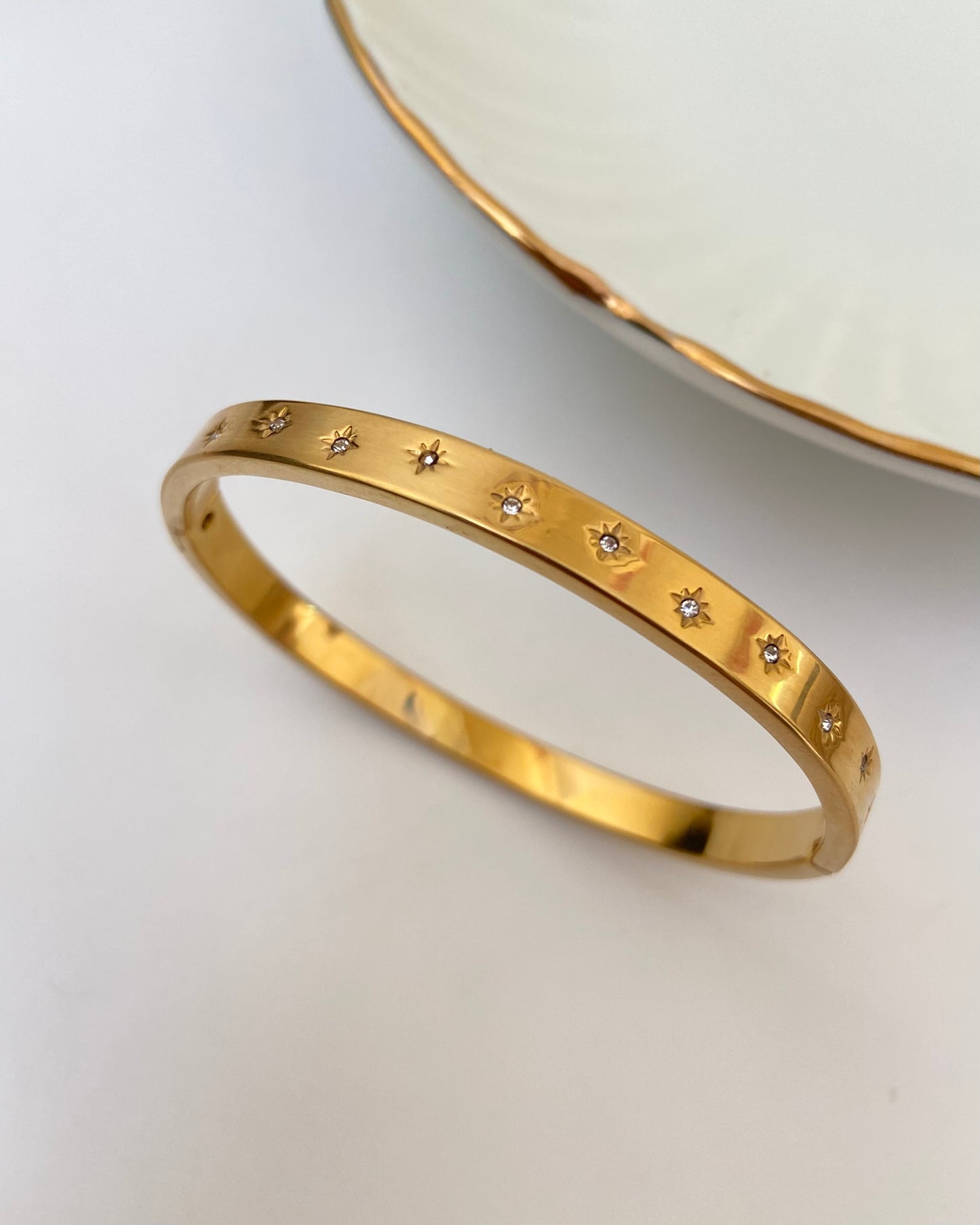 Sparkling Bangle Bracelet