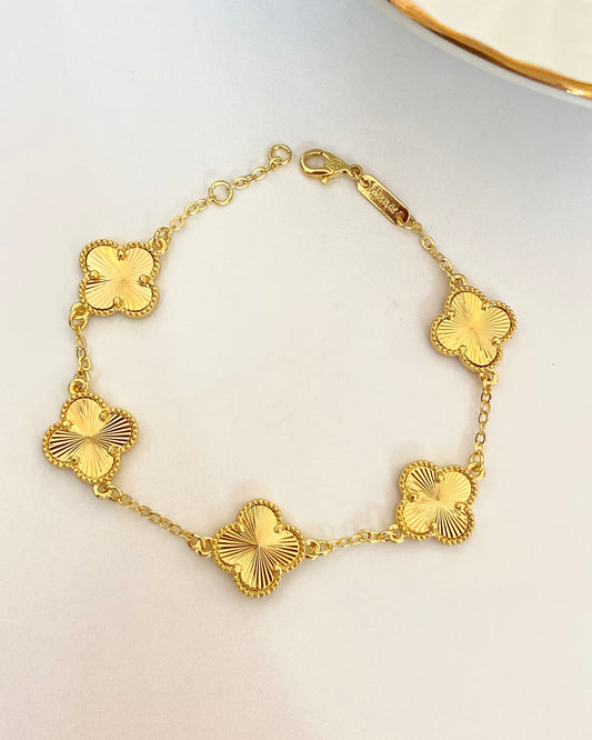 Iconic Gold Clover Bracelet