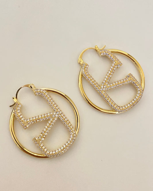 V tino Signature Hoop Earring