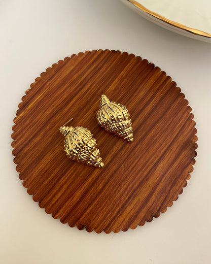 Gold Shell Earrings