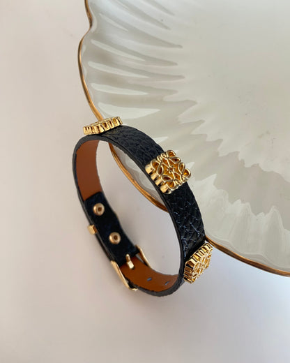 Lowed Embossed Leather Belt Bracelet (Unisex)