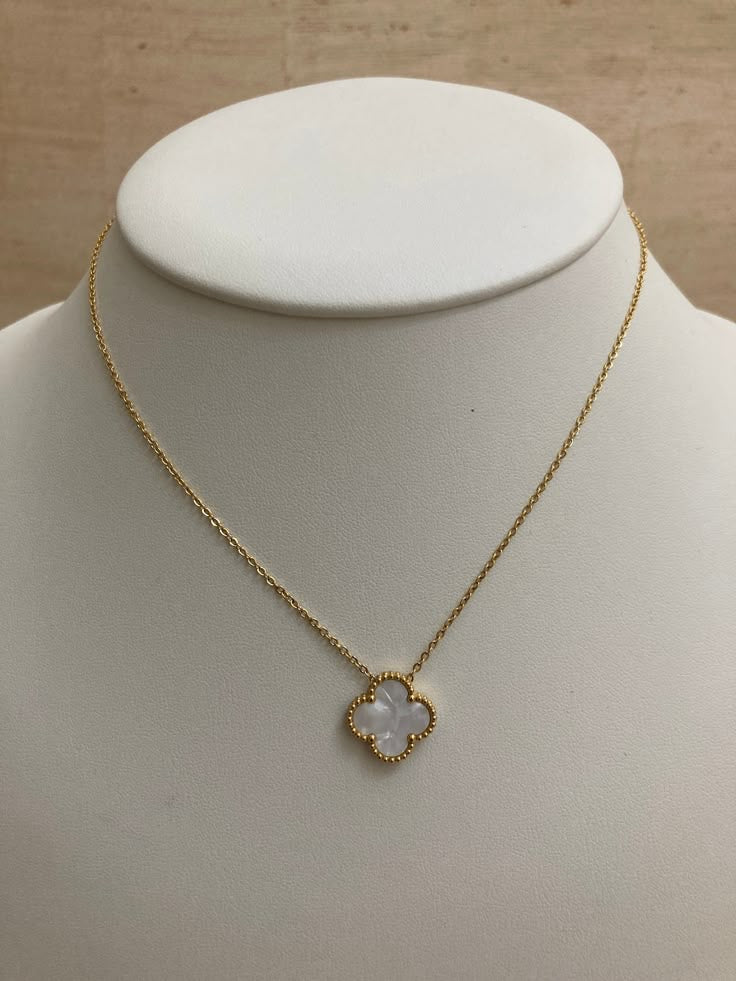 Clover Necklace