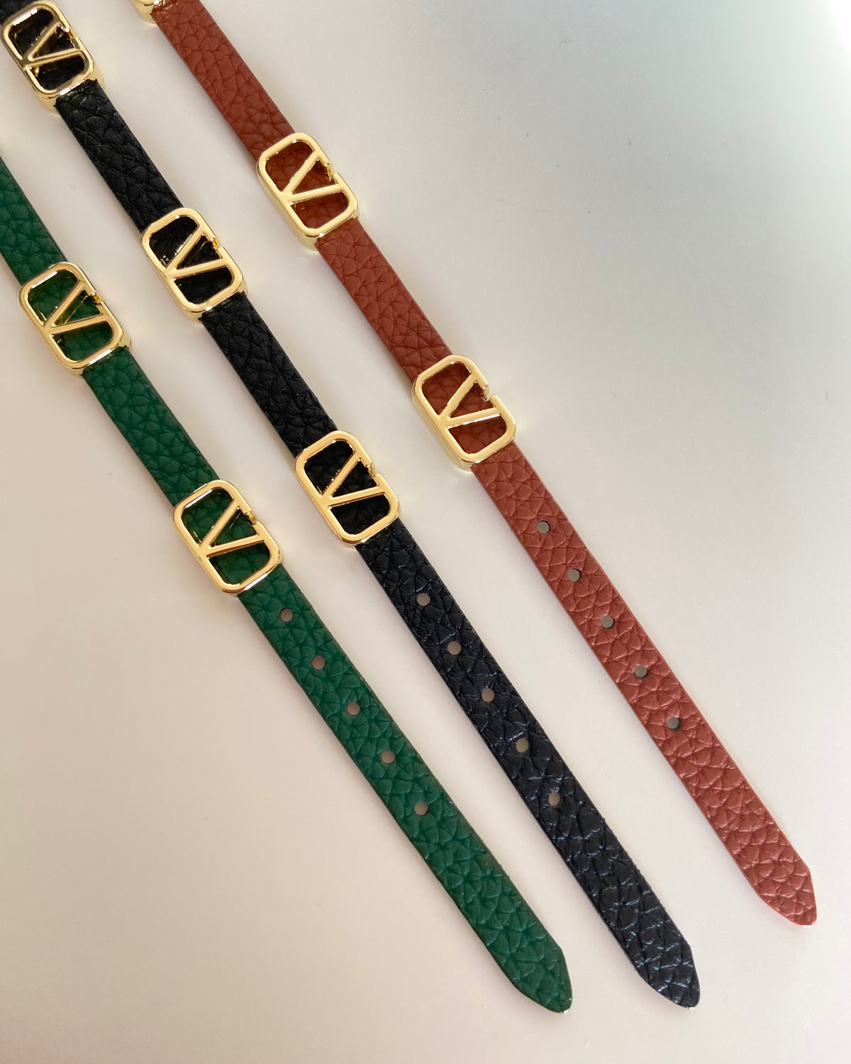 Classic V Belt Bracelets (Unisex)