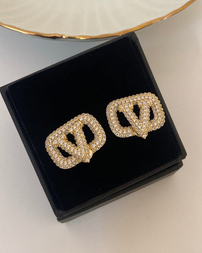 V luxe Earring ( 2 in 1 )
