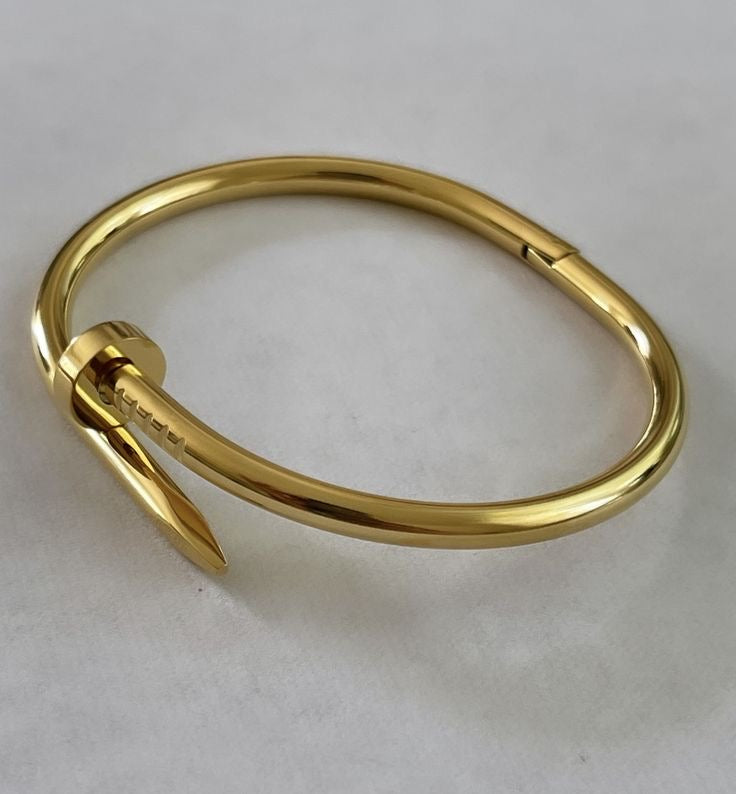 Nail Bracelet Without Stud