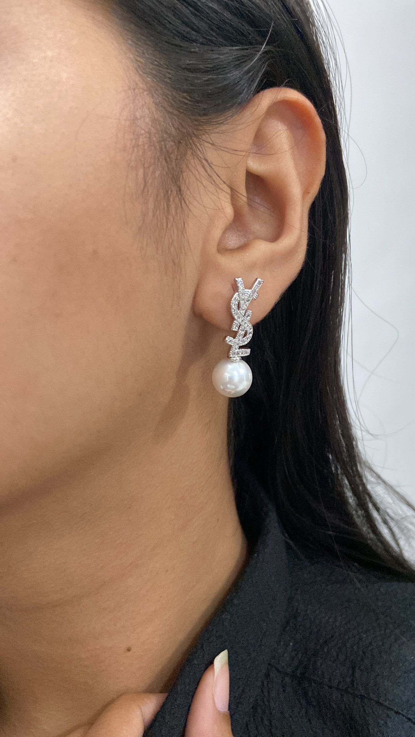 Ysln Drop pearl luxe earring