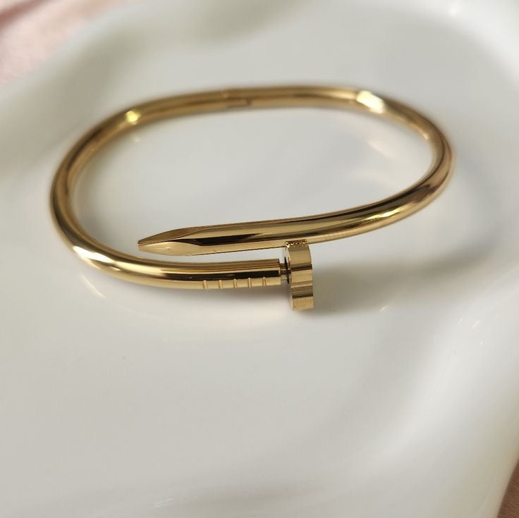 Nail Bracelet Without Stud