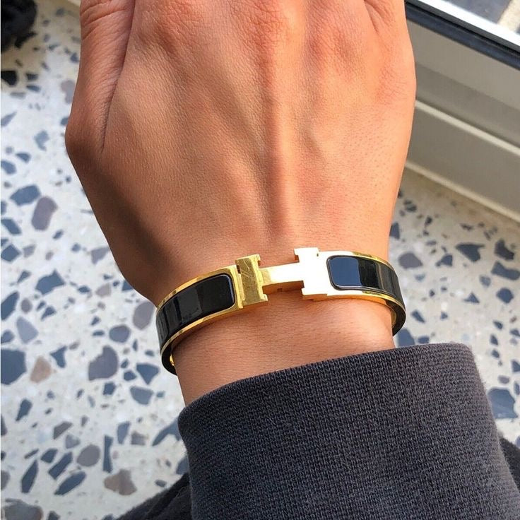 H 18k Gold Bracelet