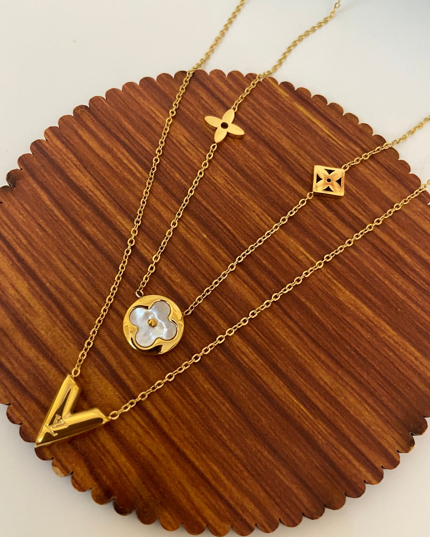 Lvn Double Layered Necklace