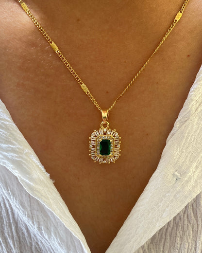 Emerald Linsey Necklace