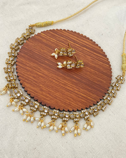 White stone with Rice Pearl Necklace Set