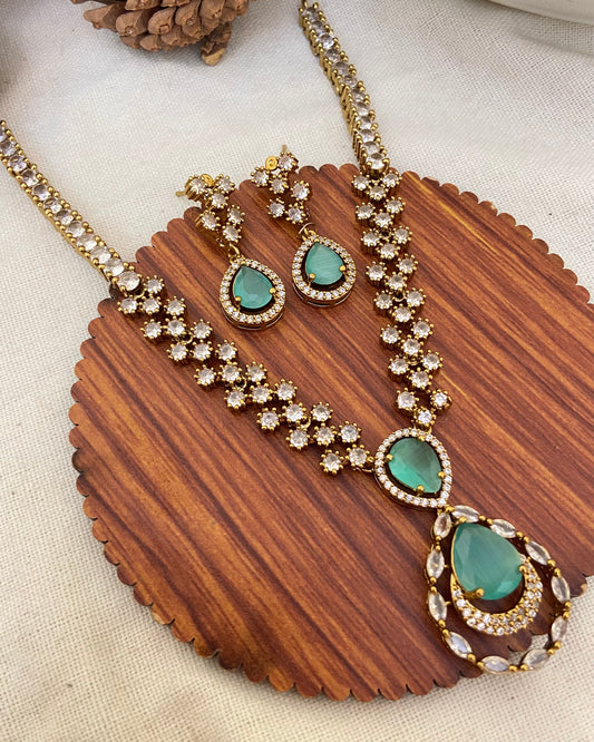 Sea Green Freena Victorian set