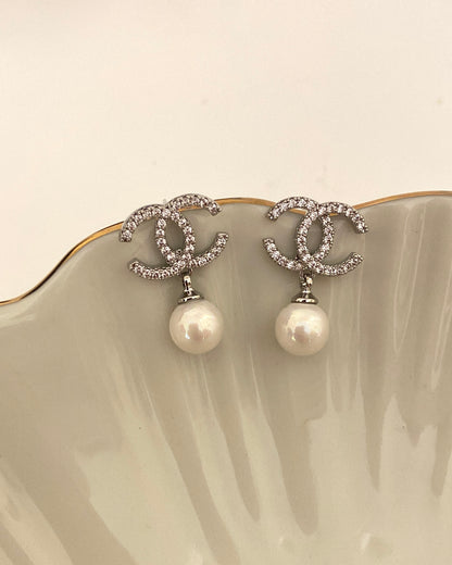 CC Drop Pearl Luxe Earring