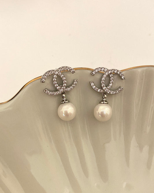 CC Drop Pearl Luxe Earring