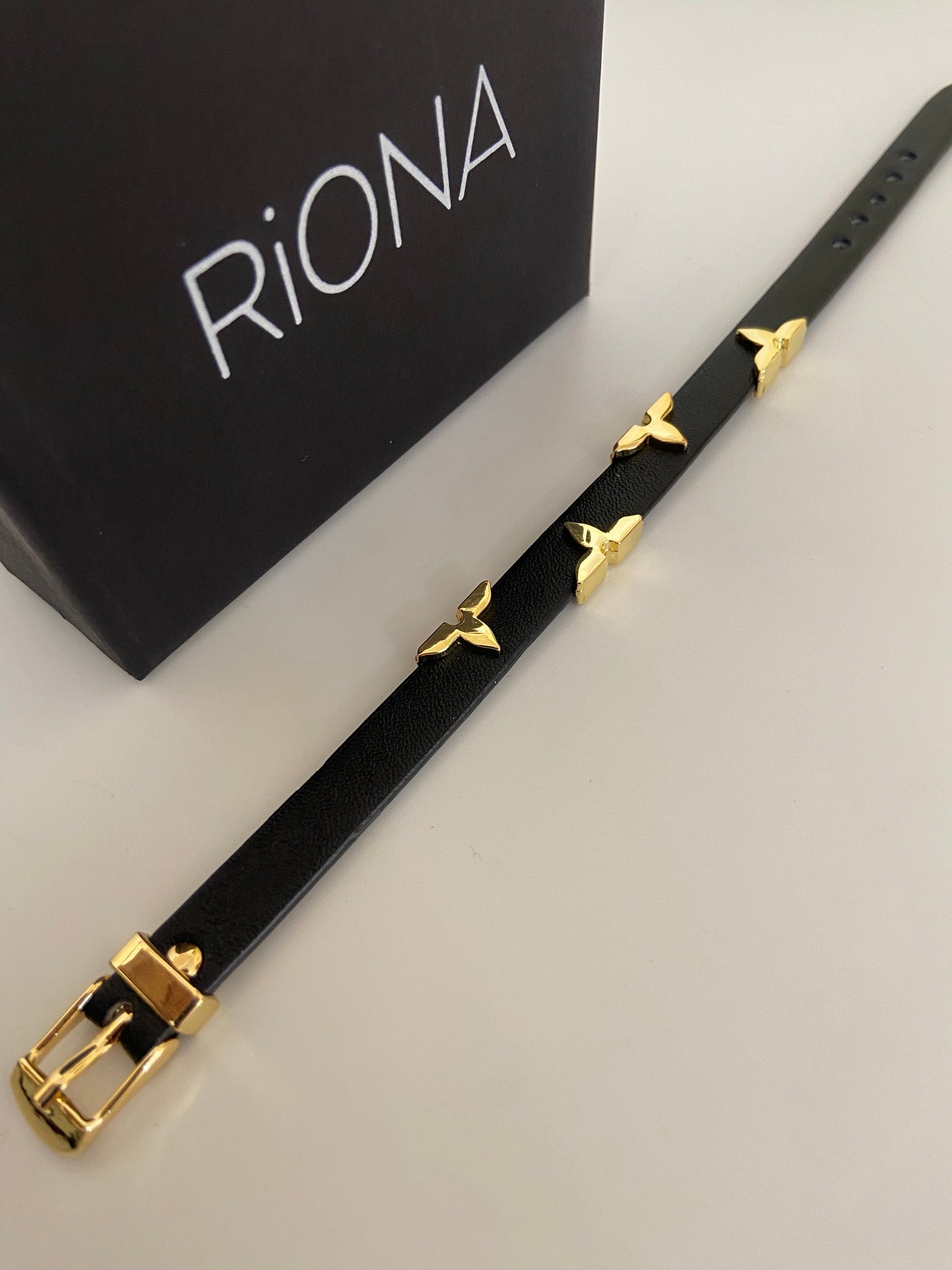 LVN Leather belt Bracelet (Unisex)