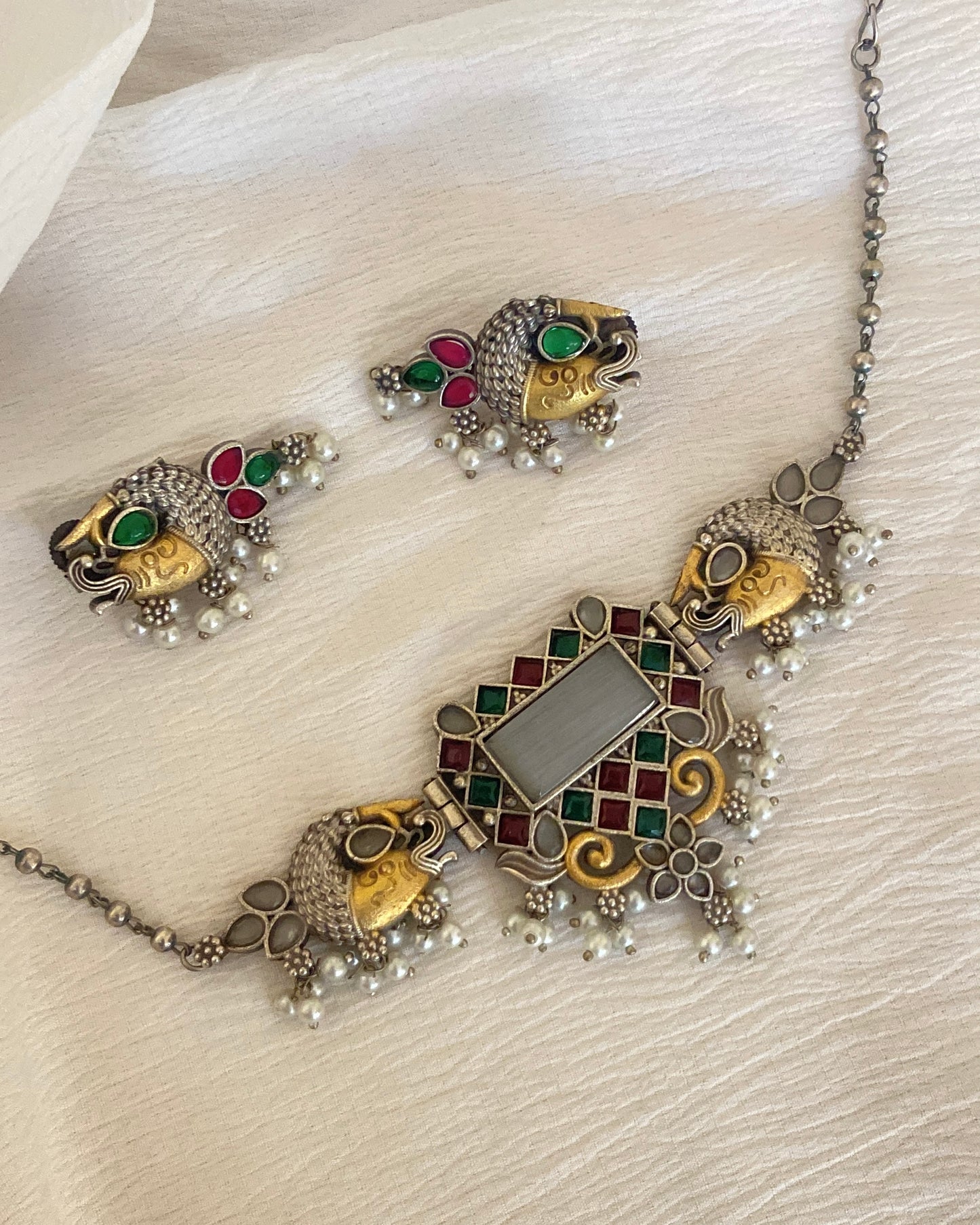 Silver & gold Grey Fish Pearl Choker Set