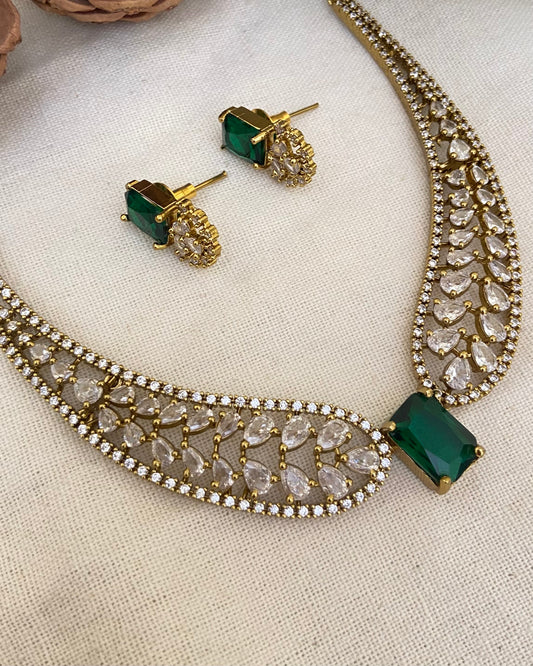 Emerald Ad Stone Choker Set