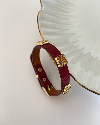 Lowed Embossed Leather Belt Bracelet (Unisex)