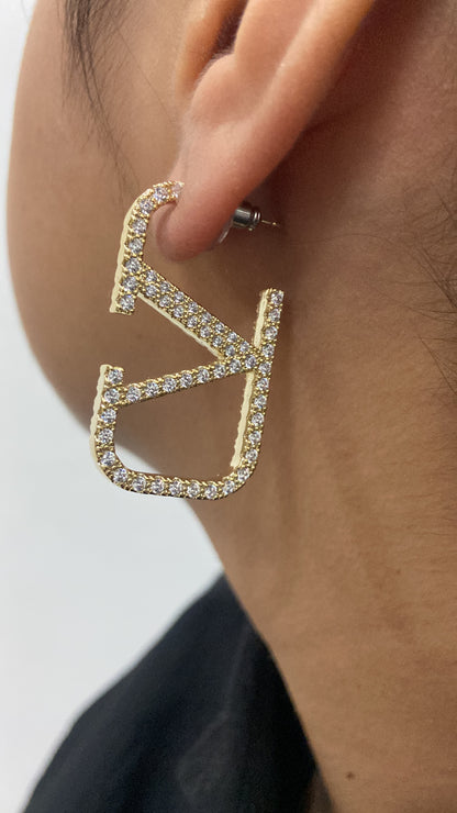 V tino Signature Earring