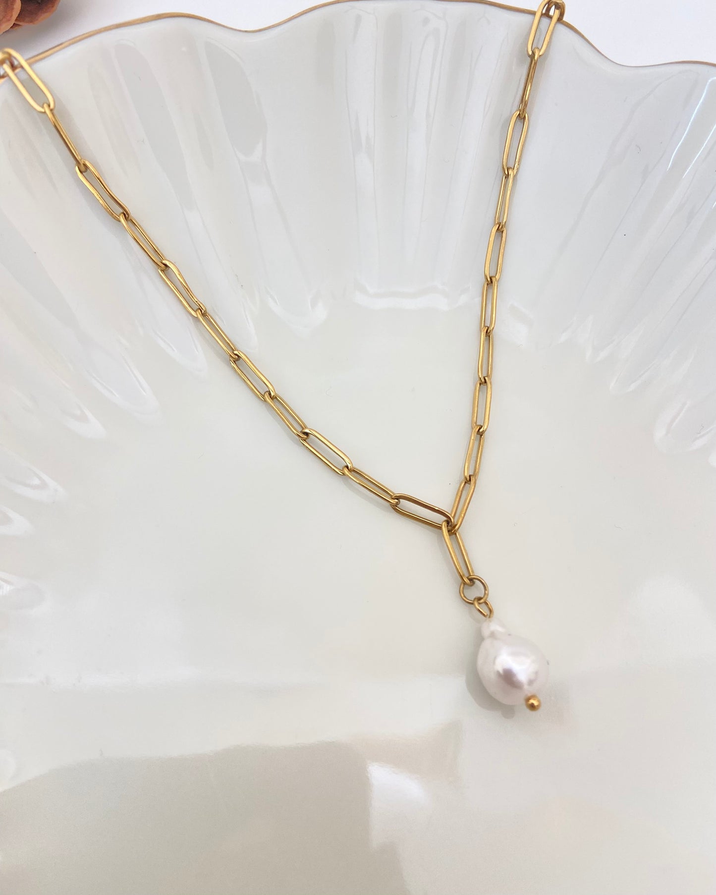 Vintage Pearl Necklace